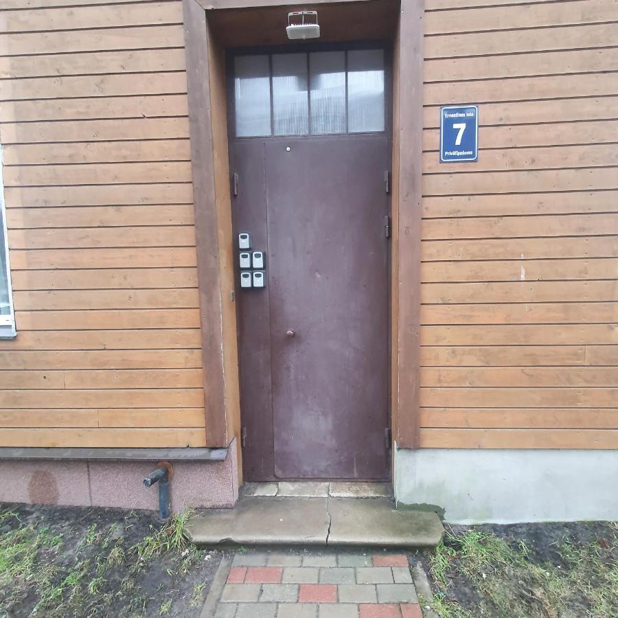Hot Riga Ernestines Iela 7-1 Enjoy The Feel Of Home And History! Bagian luar foto